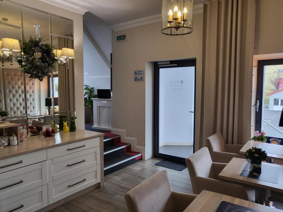 Hudson Bed & Breakfast Koszalin Bagian luar foto